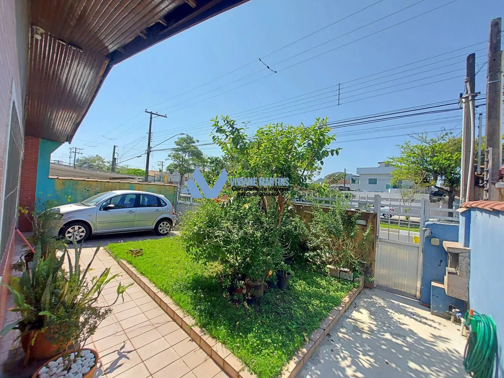 Casa, 3 quartos, 203 m² - Foto 2