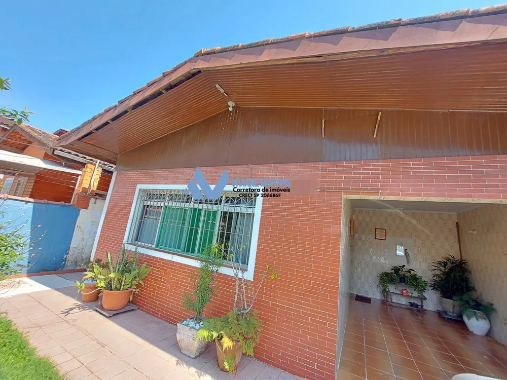 Casa, 3 quartos, 203 m² - Foto 1