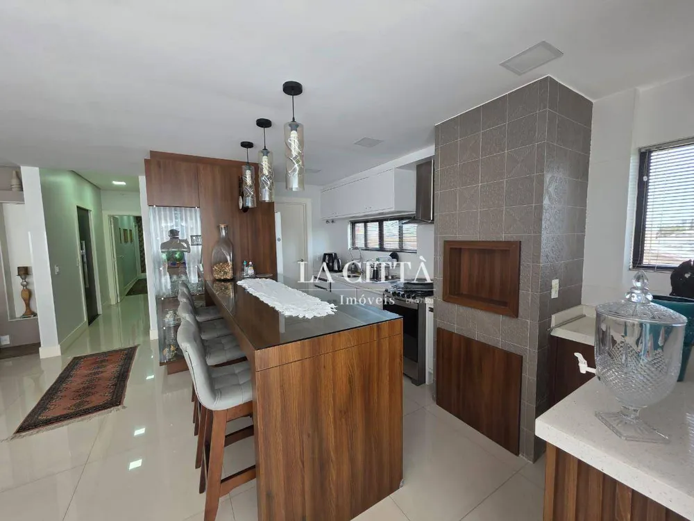 Apartamento, 3 quartos, 132 m² - Foto 4
