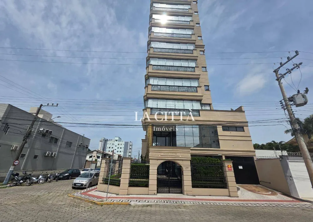 Apartamento, 3 quartos, 132 m² - Foto 2