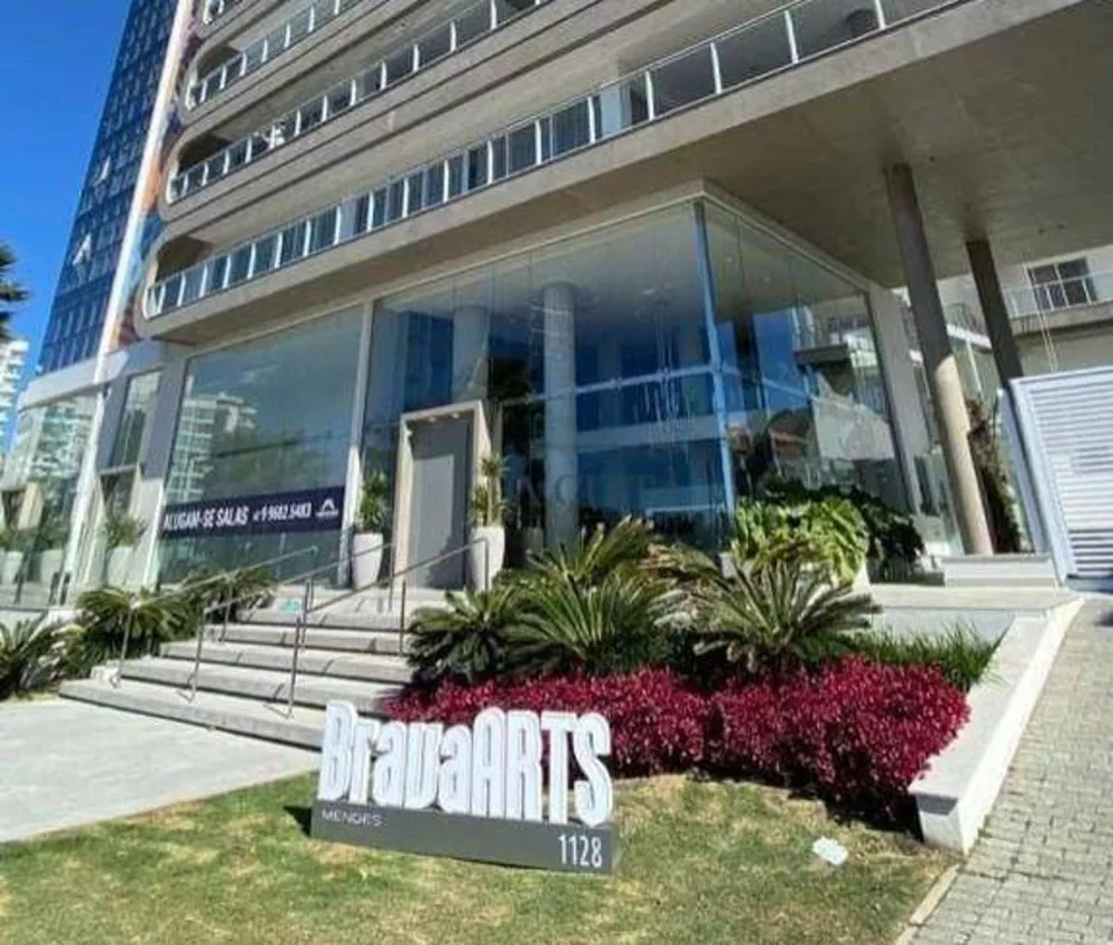 Apartamento à venda com 2 quartos, 92m² - Foto 1