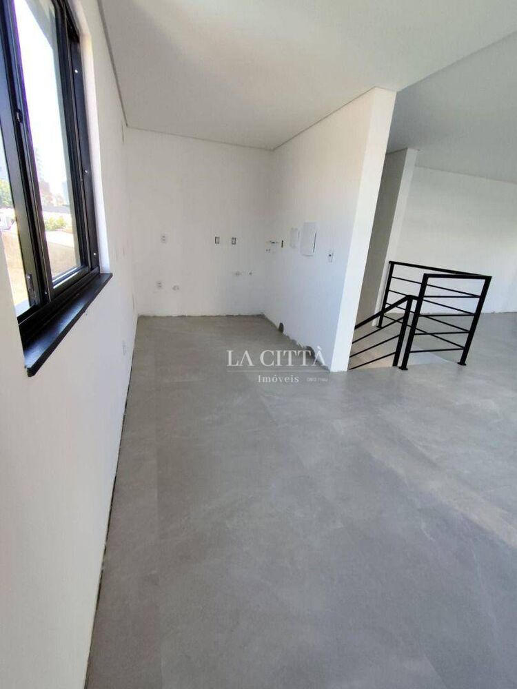 Apartamento à venda com 3 quartos, 193m² - Foto 8