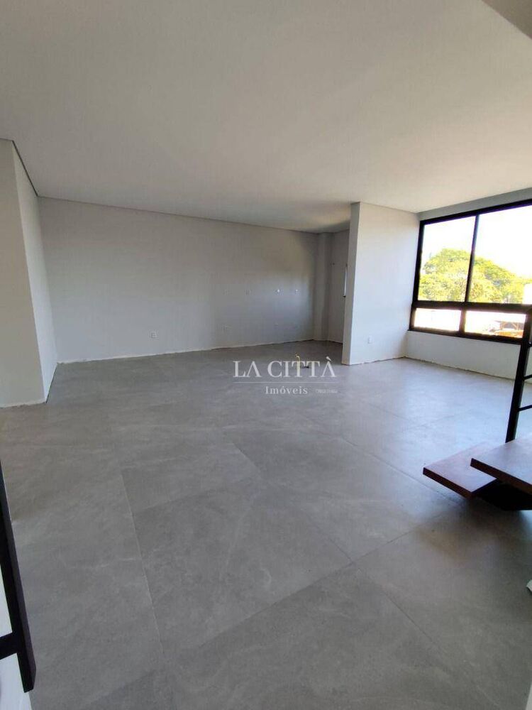 Apartamento à venda com 3 quartos, 193m² - Foto 2