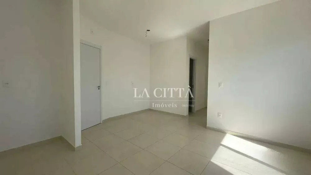 Apartamento para alugar com 2 quartos, 50m² - Foto 2