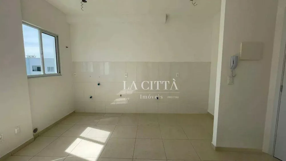 Apartamento para alugar com 2 quartos, 50m² - Foto 4