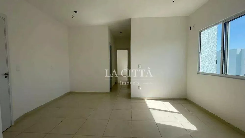 Apartamento para alugar com 2 quartos, 50m² - Foto 3