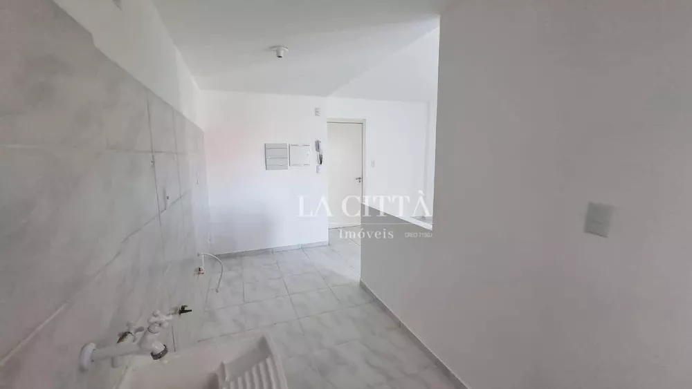 Apartamento à venda com 3 quartos, 76m² - Foto 1