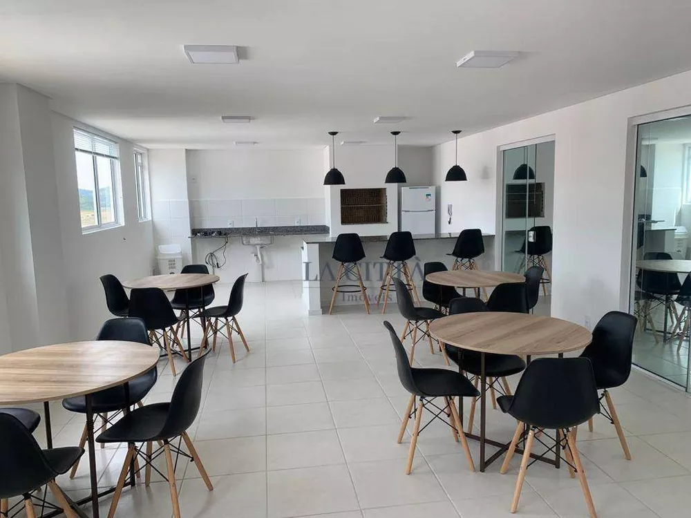 Apartamento à venda com 2 quartos, 46m² - Foto 4