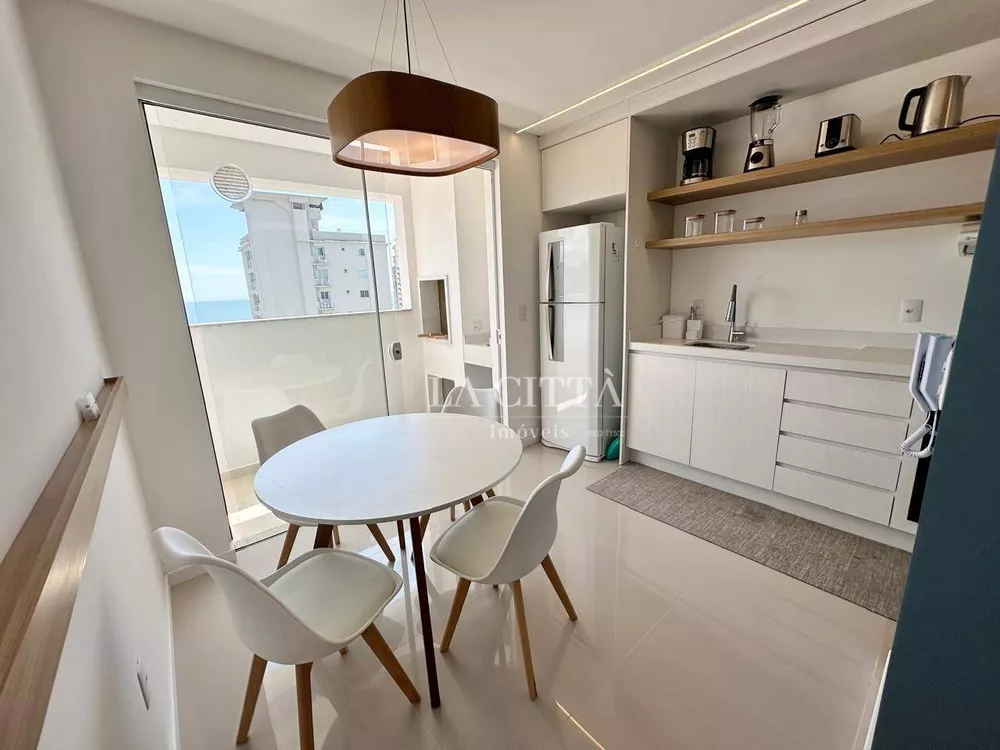 Apartamento à venda com 2 quartos, 65m² - Foto 4