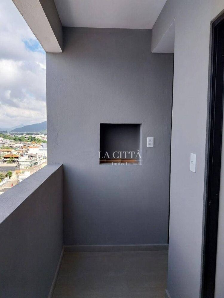 Apartamento à venda com 2 quartos, 52m² - Foto 2