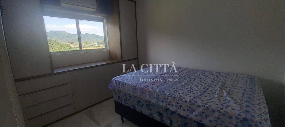 Apartamento para alugar com 3 quartos, 91m² - Foto 4