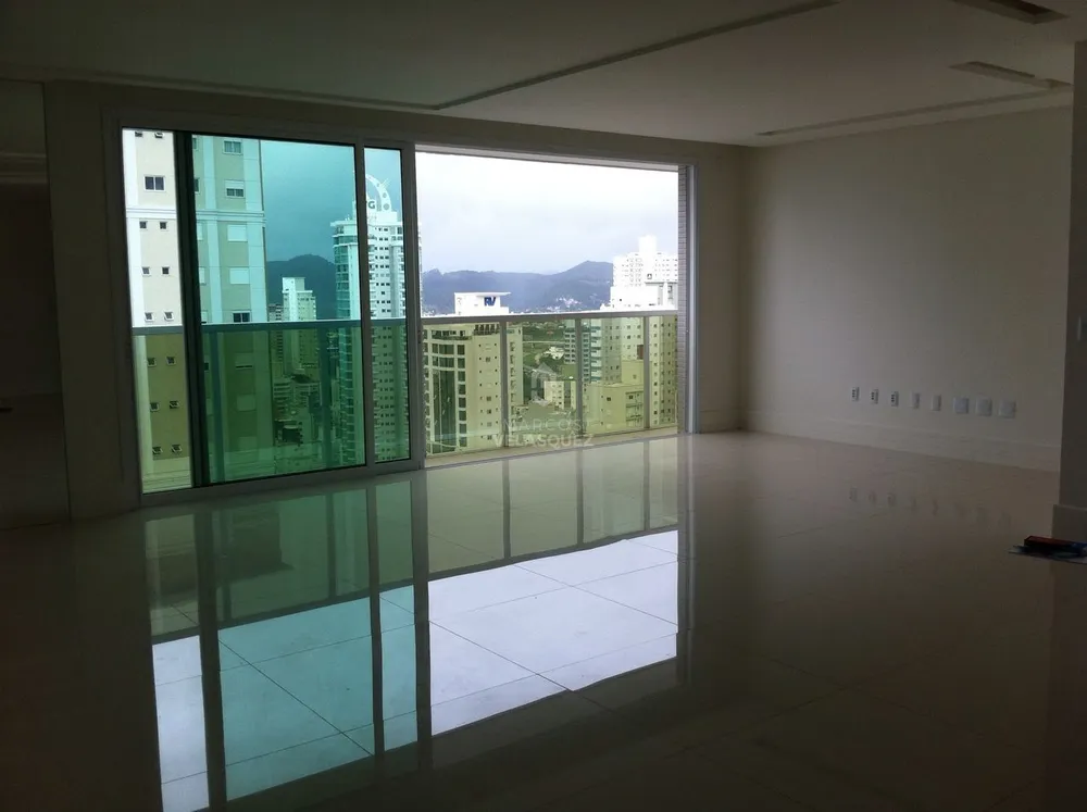 Apartamento, 4 quartos, 161 m² - Foto 2