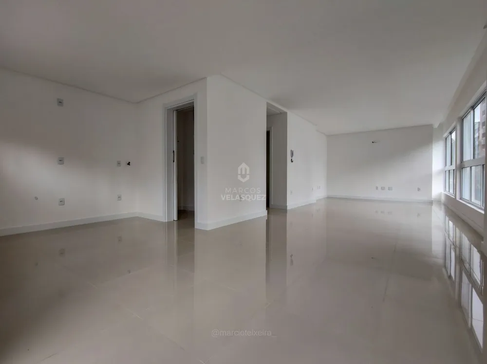 Apartamento, 3 quartos, 208 m² - Foto 3