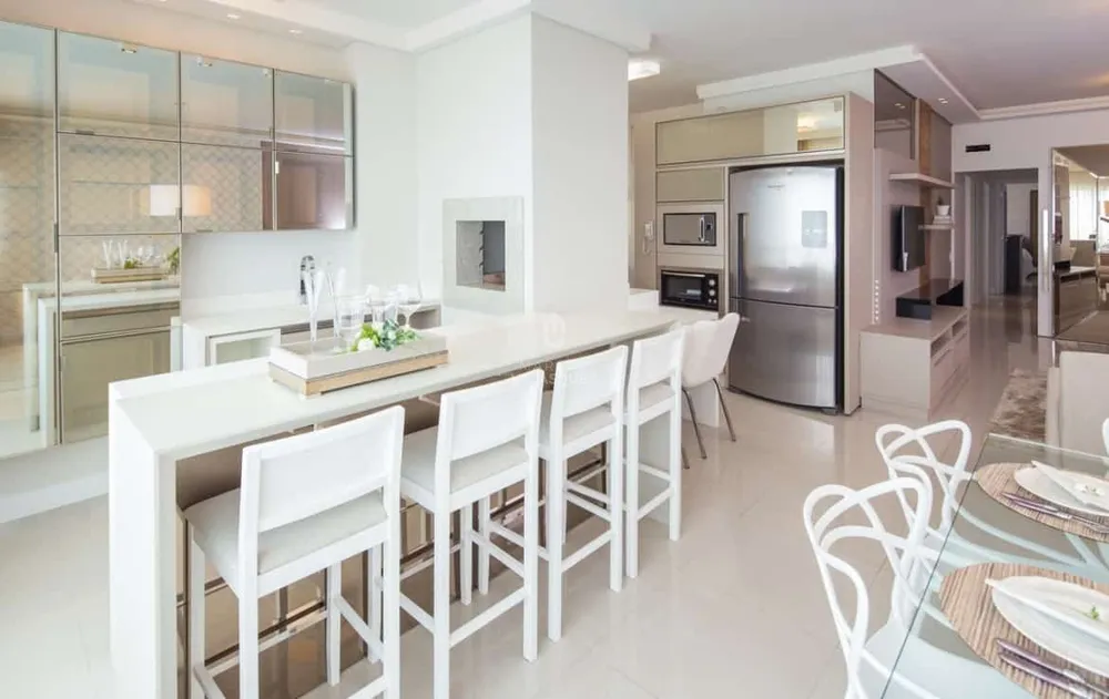 Apartamento, 3 quartos, 130 m² - Foto 2