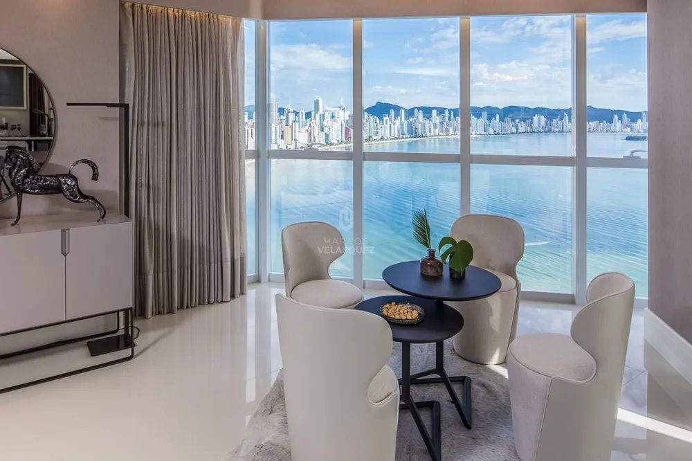 Apartamento, 4 quartos, 238 m² - Foto 2