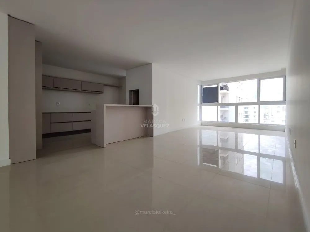 Apartamento, 3 quartos, 133 m² - Foto 1