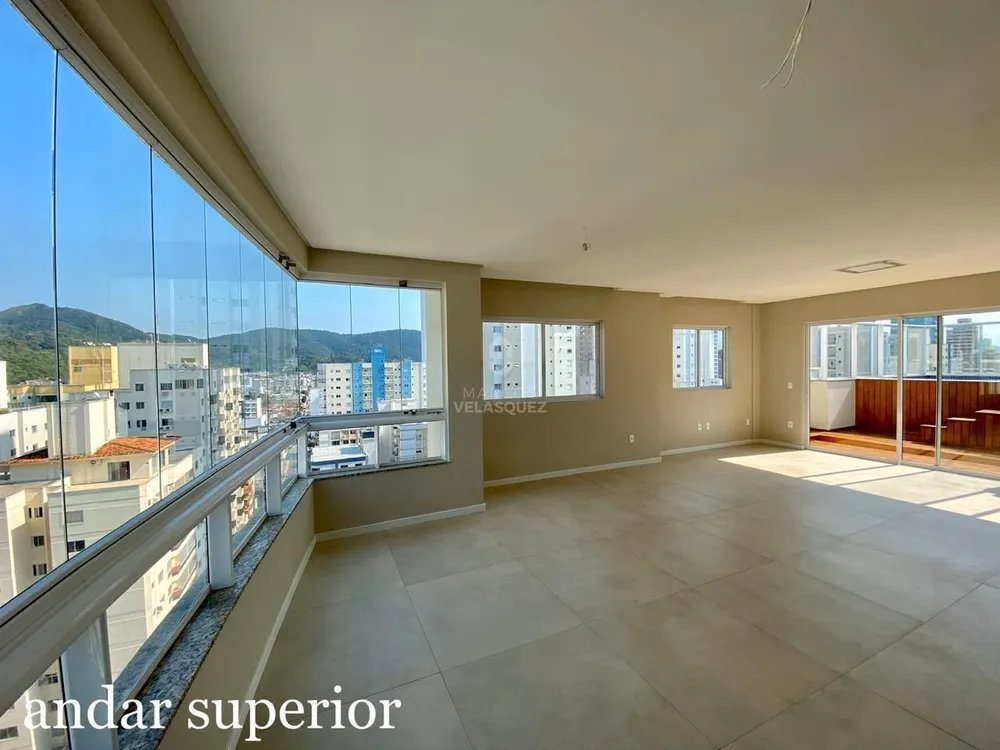 Cobertura, 4 quartos, 240 m² - Foto 4