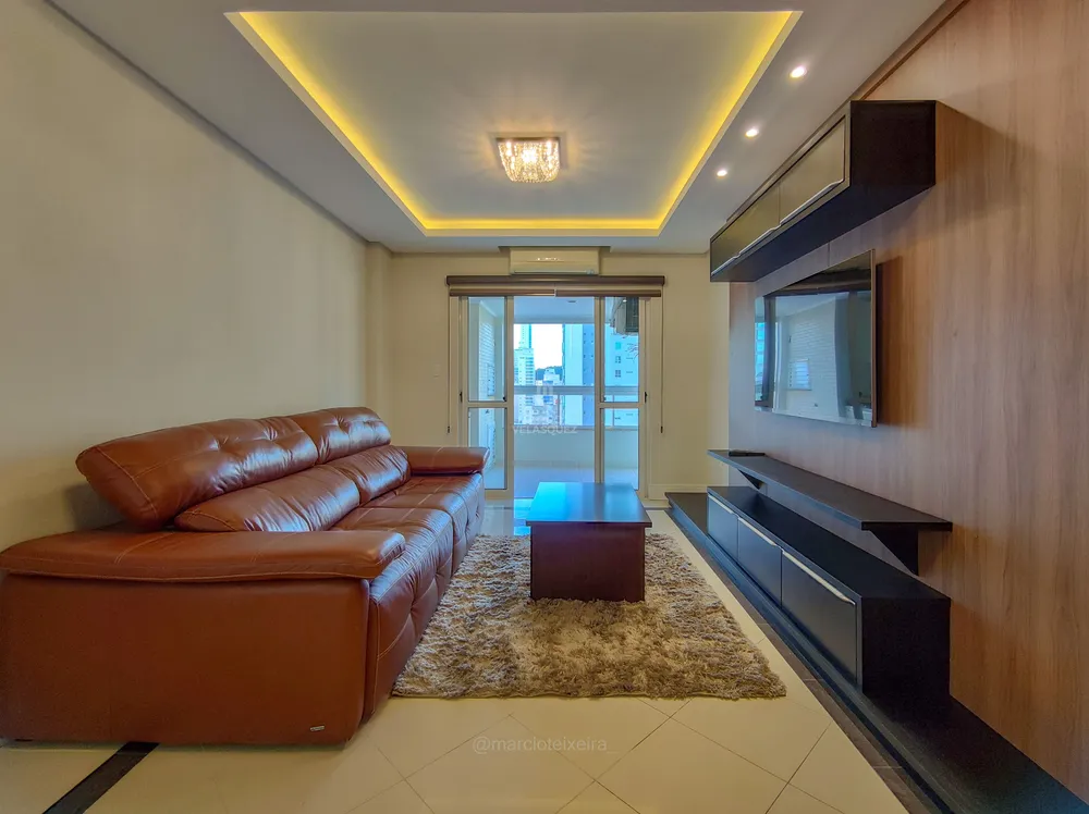 Apartamento, 3 quartos, 133 m² - Foto 2