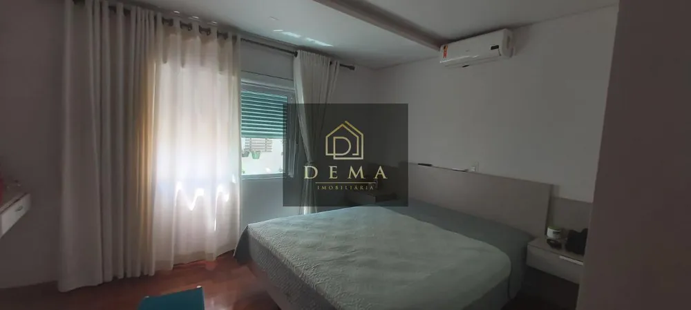 Casa, 3 quartos, 220 m² - Foto 9