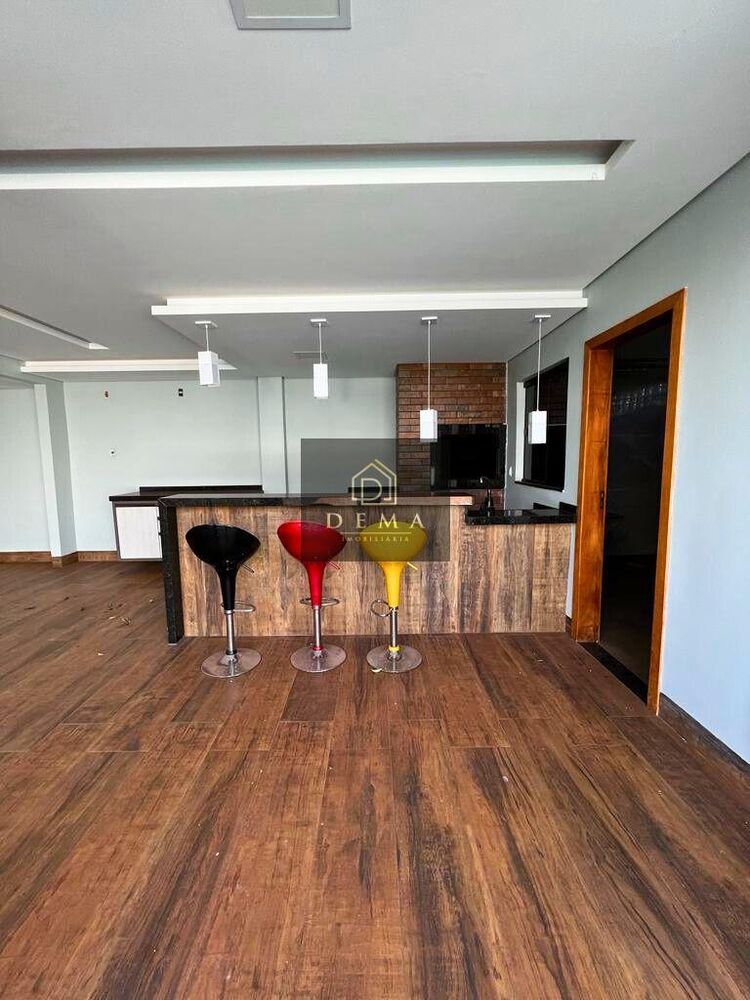 Casa à venda com 2 quartos, 81m² - Foto 5