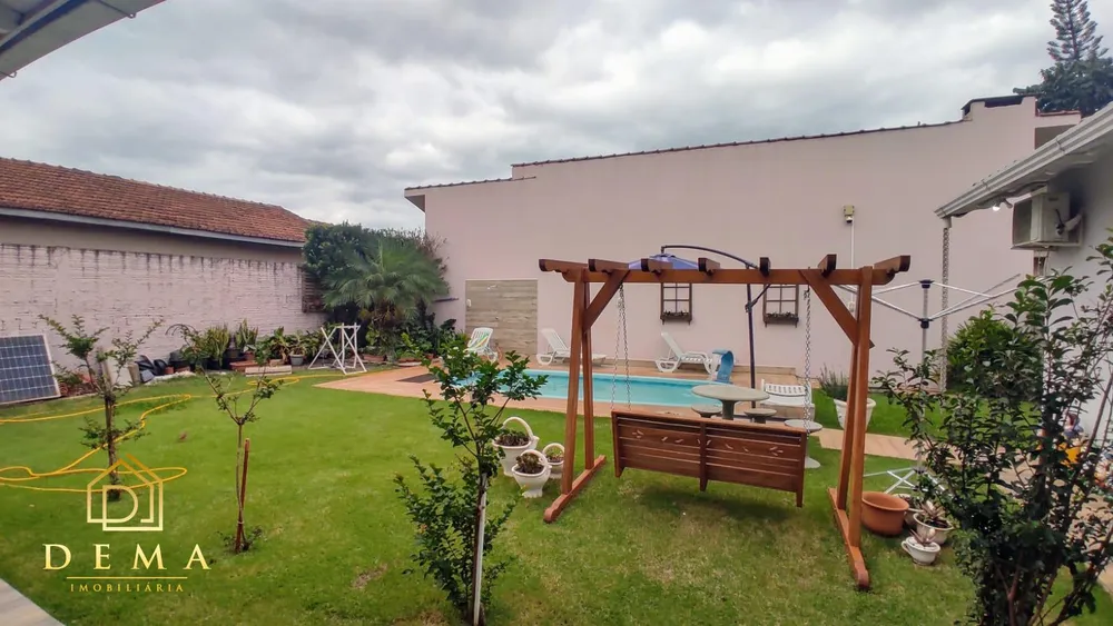 Casa, 3 quartos, 182 m² - Foto 3