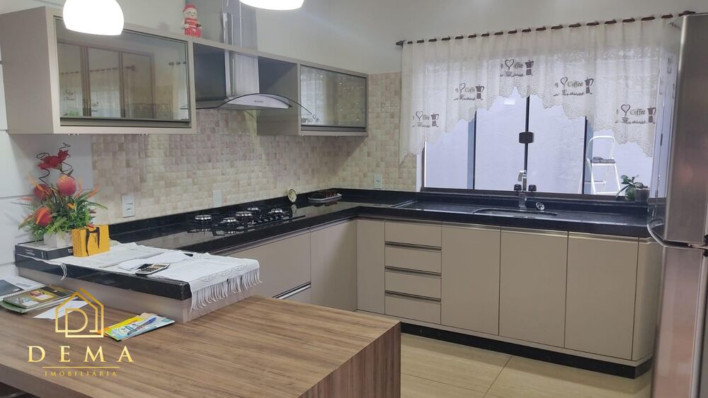 Sobrado à venda com 2 quartos, 194m² - Foto 20