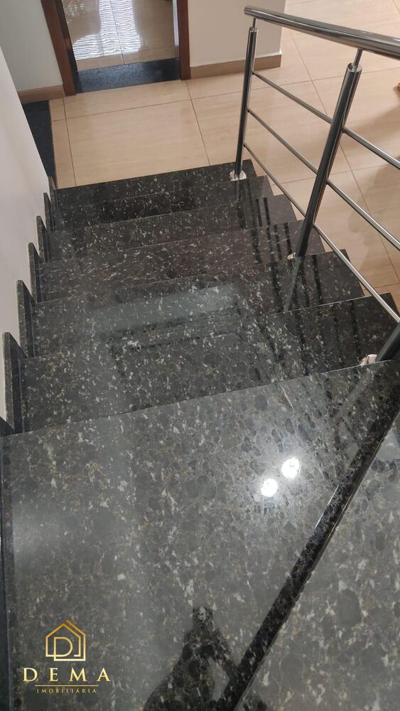 Sobrado à venda com 2 quartos, 194m² - Foto 39
