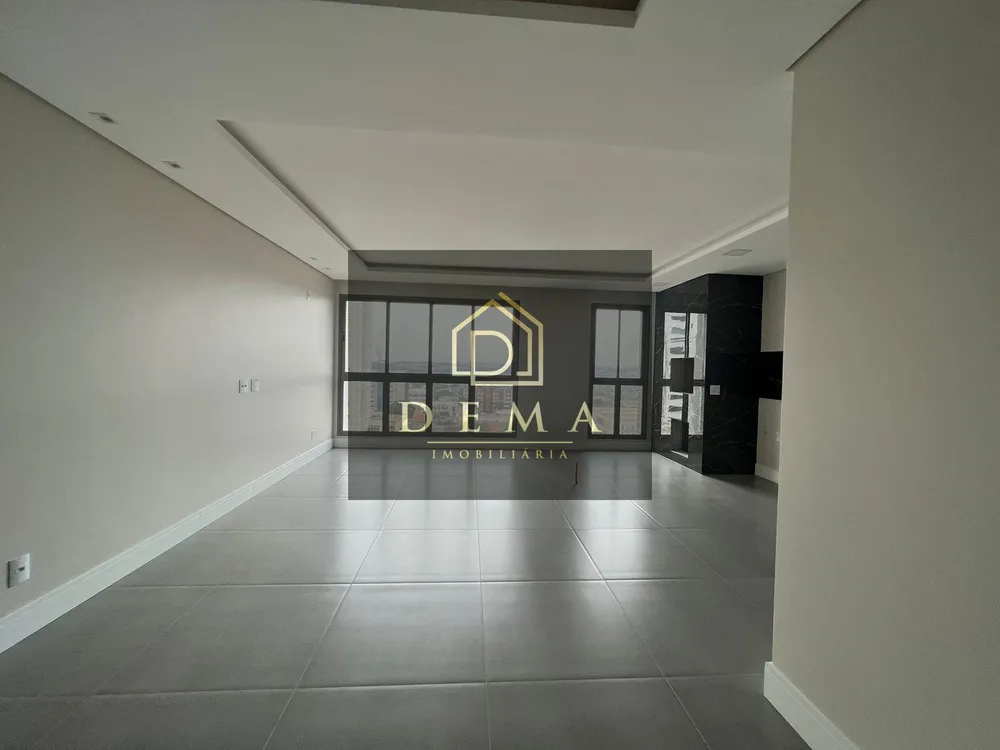 Apartamento, 3 quartos, 129 m² - Foto 3