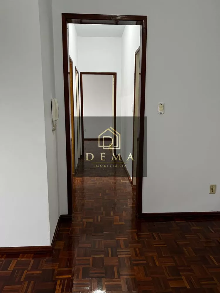 Apartamento à venda com 2 quartos, 90m² - Foto 2