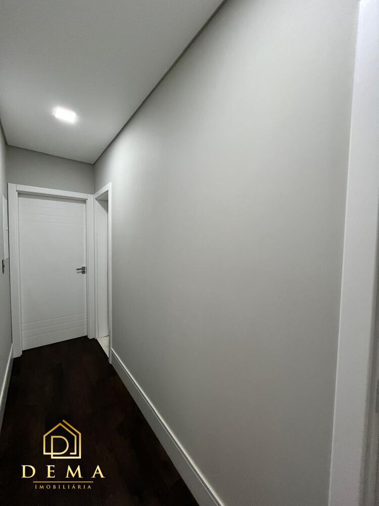 Apartamento à venda com 2 quartos, 200m² - Foto 4