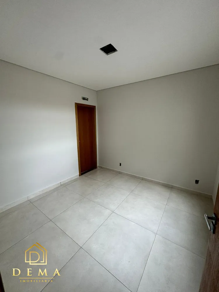 Casa, 1 quarto, 251 m² - Foto 3