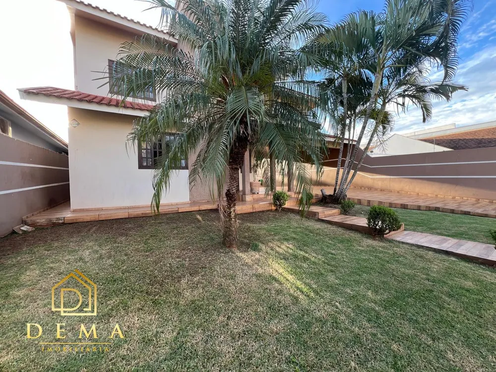 Sobrado, 3 quartos, 221 m² - Foto 2