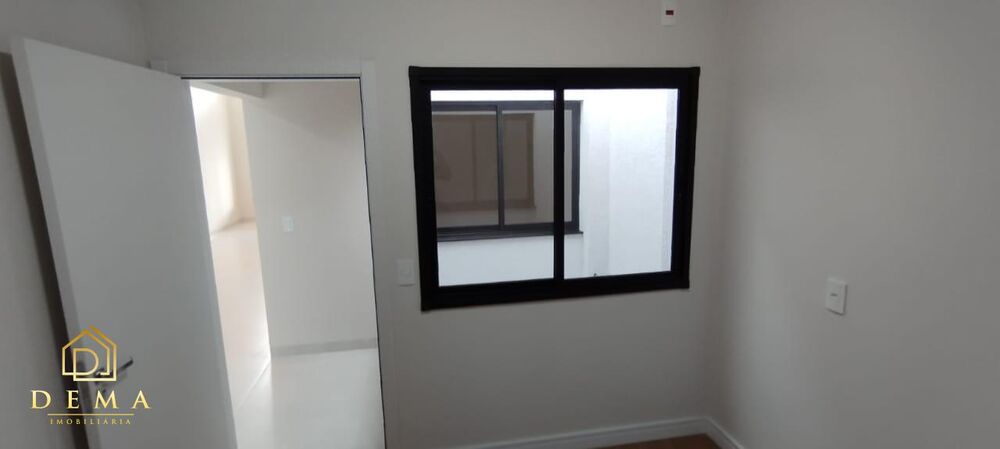 Casa à venda com 2 quartos, 115m² - Foto 19