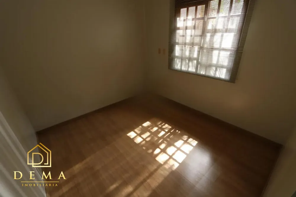 Casa, 2 quartos, 261 m² - Foto 6