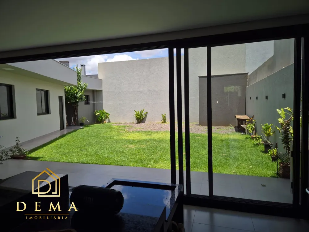 Casa, 3 quartos, 306 m² - Foto 3