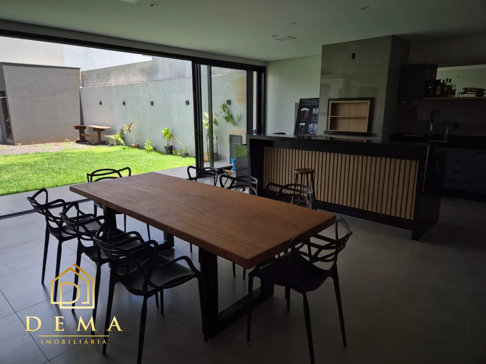 Casa, 3 quartos, 306 m² - Foto 2