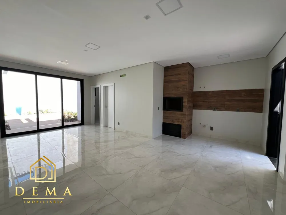 Casa, 3 quartos, 198 m² - Foto 4