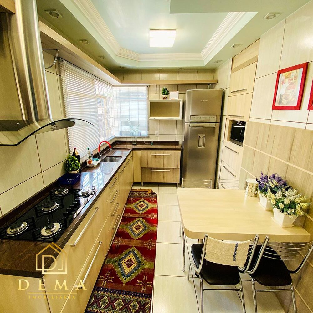 Casa à venda com 2 quartos, 217m² - Foto 18