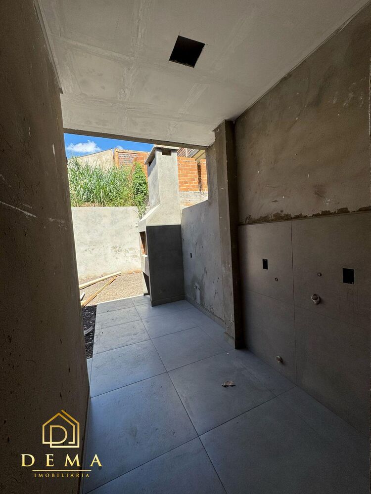 Casa à venda com 1 quarto, 63m² - Foto 11