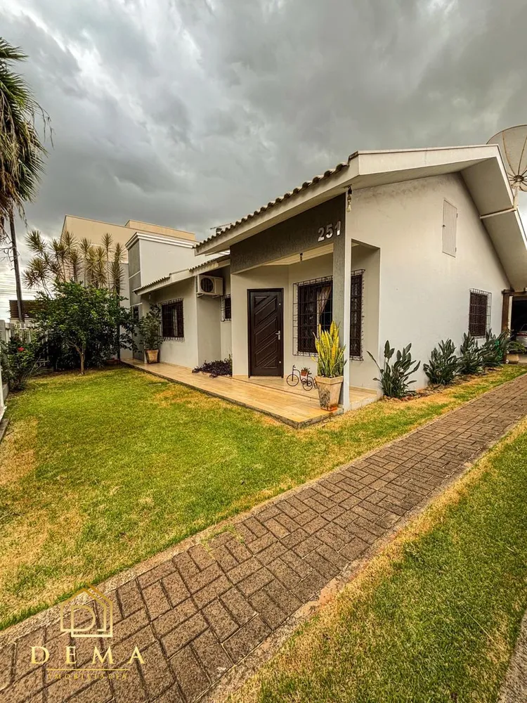 Casa, 2 quartos, 192 m² - Foto 1