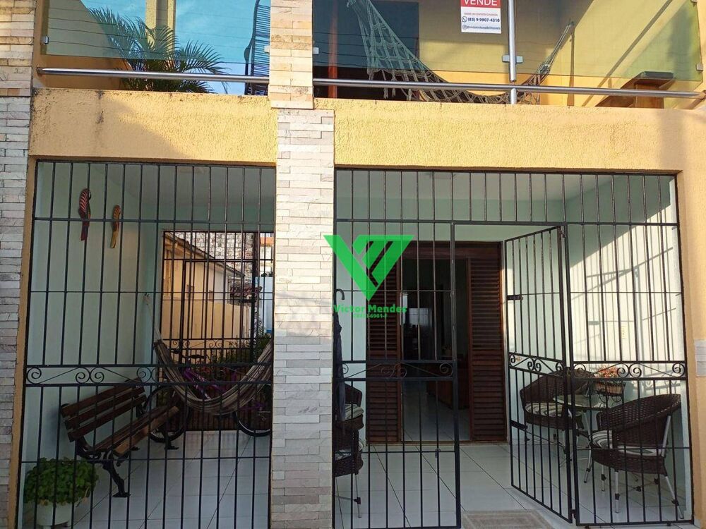 Casa, 4 quartos, 260 m² - Foto 1