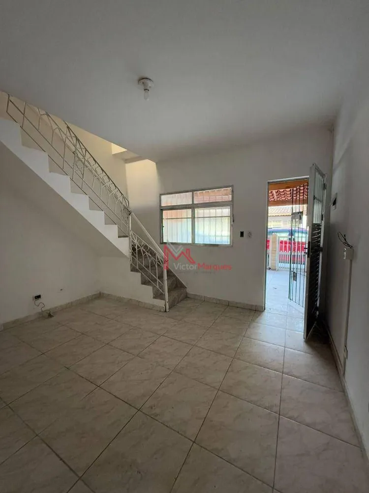 Casa, 2 quartos, 63 m² - Foto 1