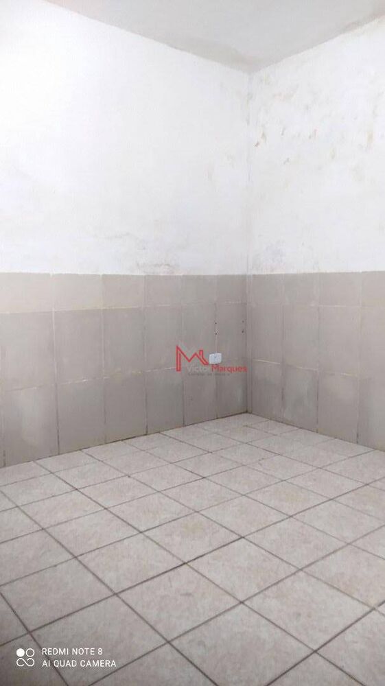 Casa à venda com 3 quartos, 180m² - Foto 2