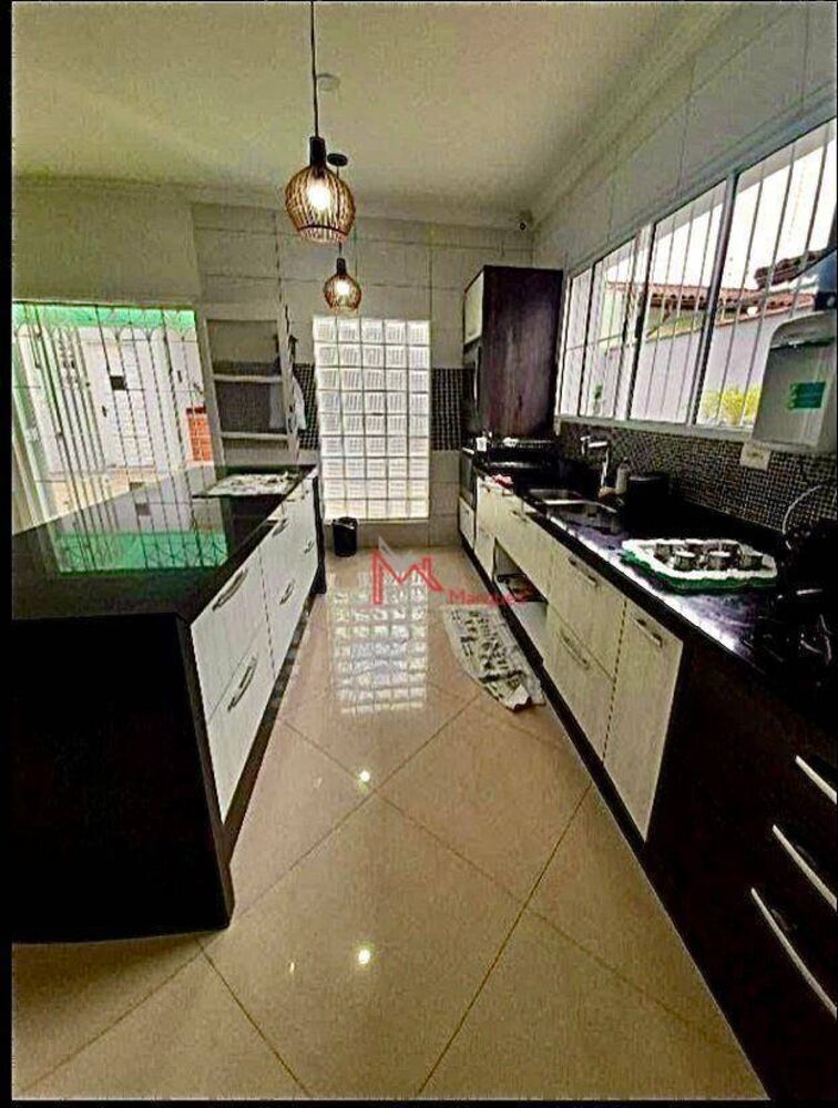 Casa, 3 quartos, 188 m² - Foto 8