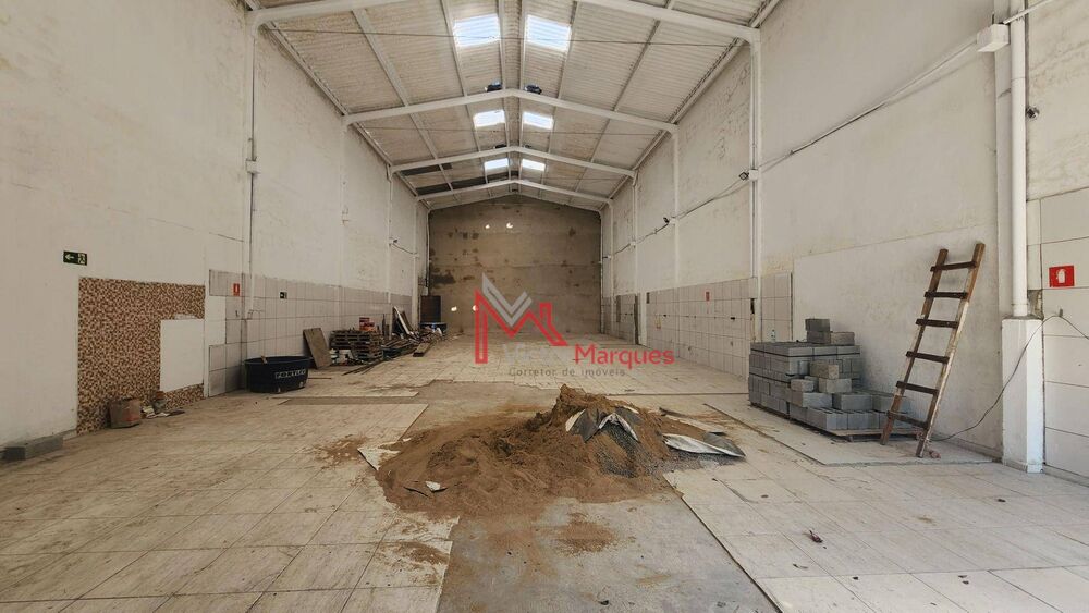 Depósito-Galpão, 300 m² - Foto 2