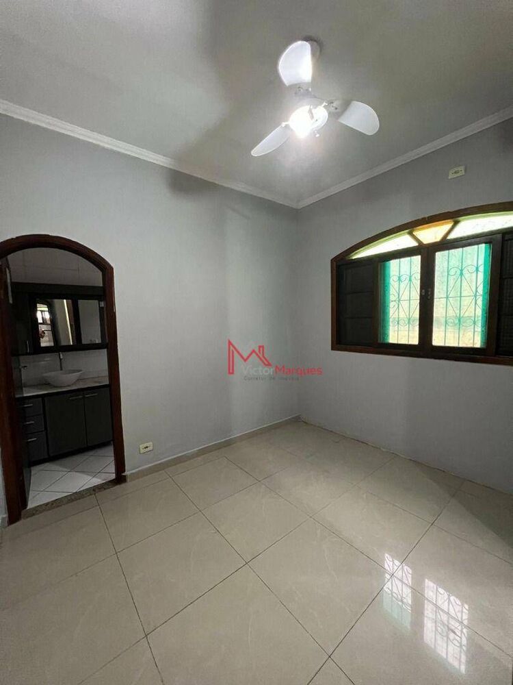 Casa, 2 quartos, 150 m² - Foto 4