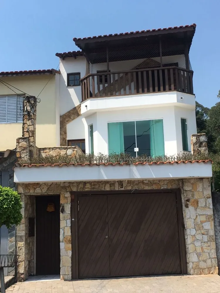 Sobrado, 3 quartos, 259 m² - Foto 1