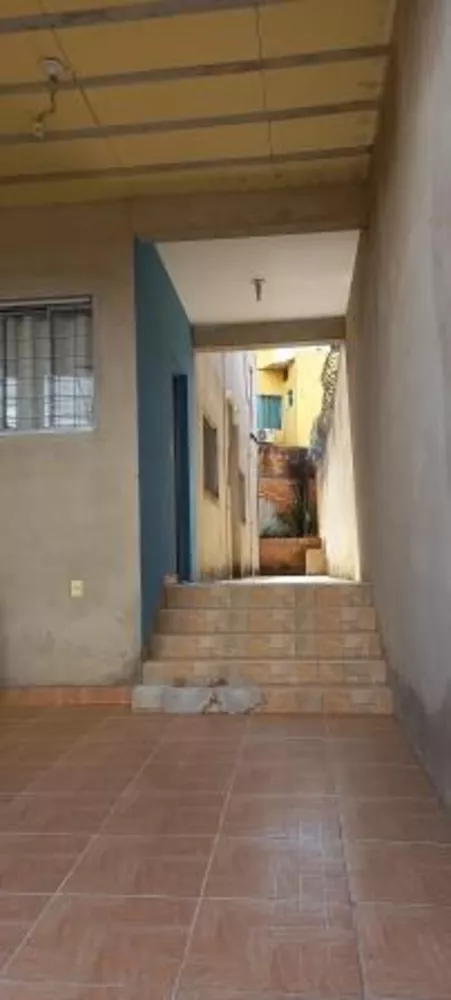 Casa à venda com 3 quartos, 94m² - Foto 3