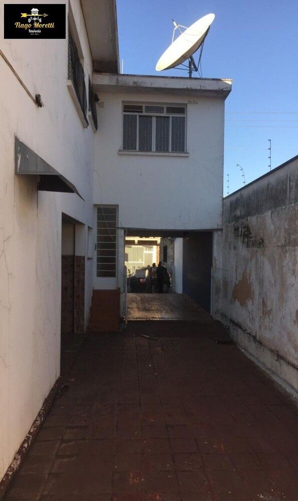 Casa à venda com 3 quartos, 300m² - Foto 4