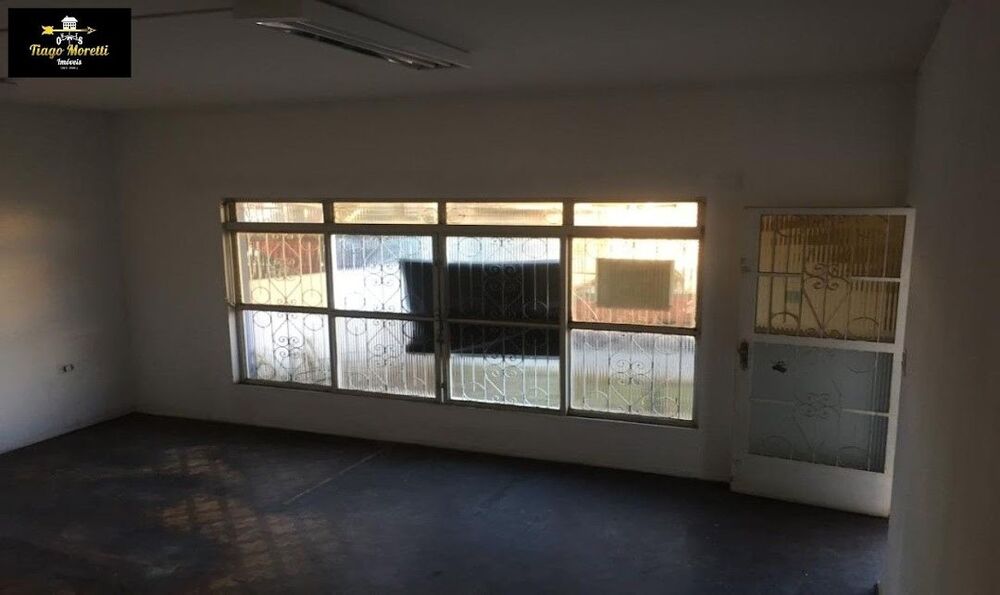 Casa à venda com 3 quartos, 300m² - Foto 7